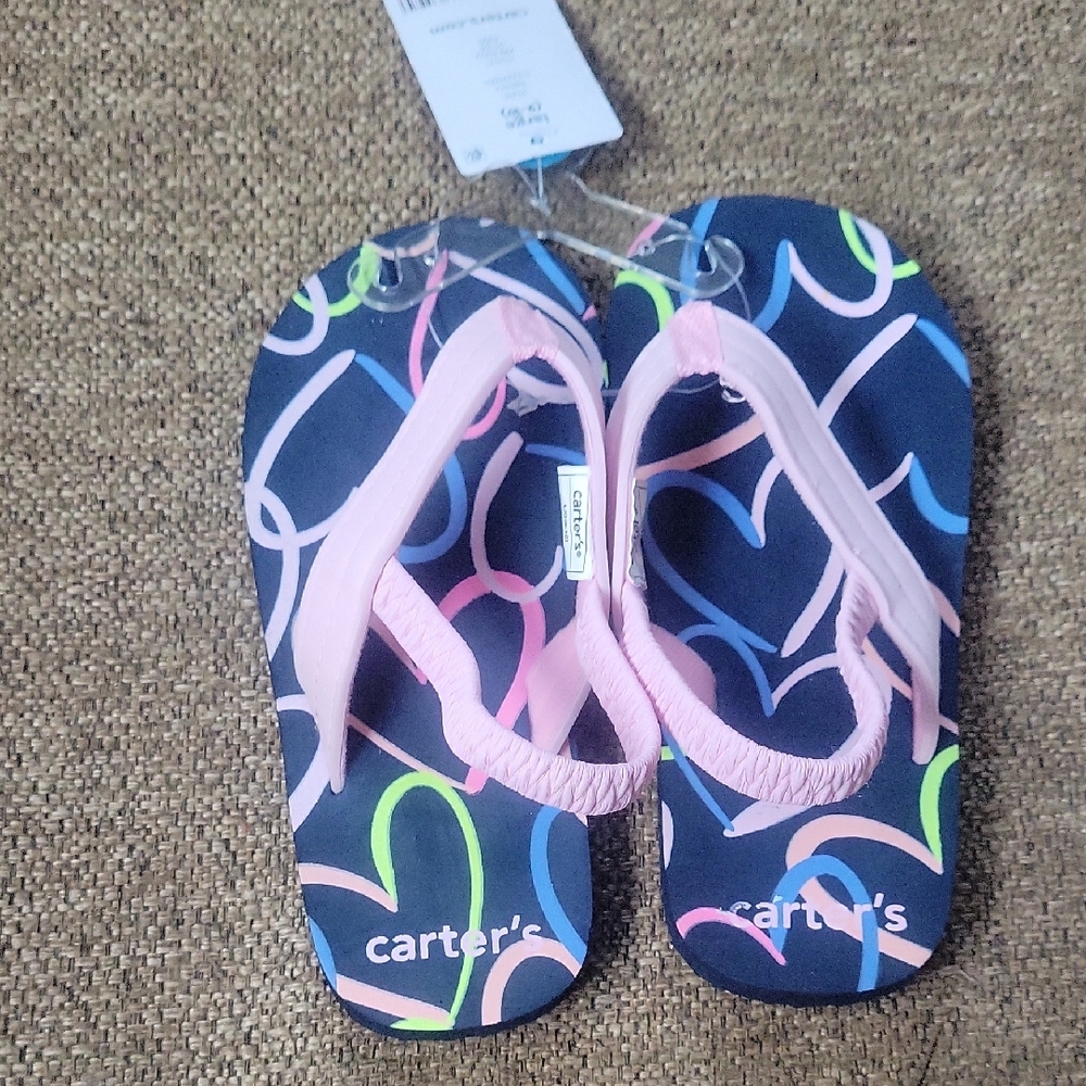 4/$20 NWT Carter's Kids Flip Flops
